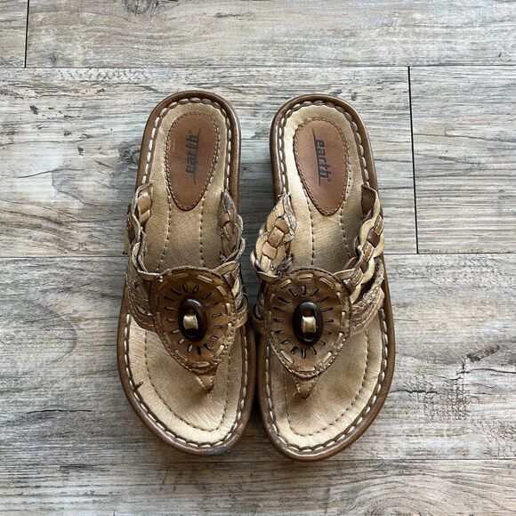 Earth Sandals 8 Leather Thongs Brown Tan Boho Flip Flop - Picture 1 of 10